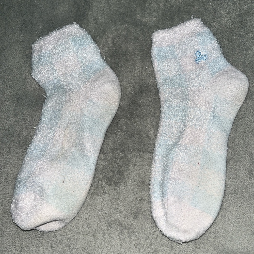 Earth Therapeutic Aloe socks ONE SIZE blue and white